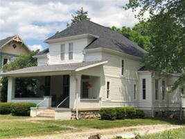 711 East Seminary Street