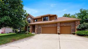 7020 Bluffgrove