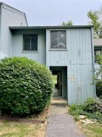 9031 Pointe Ridge