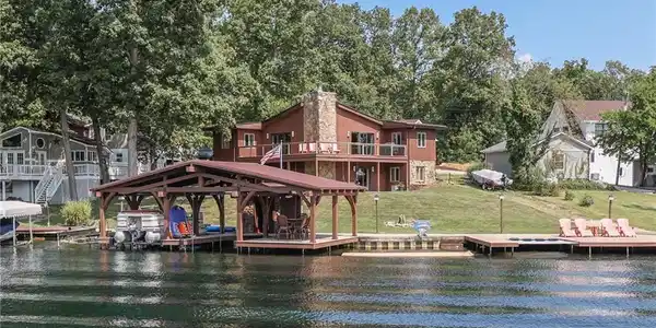 7366 Hackberry