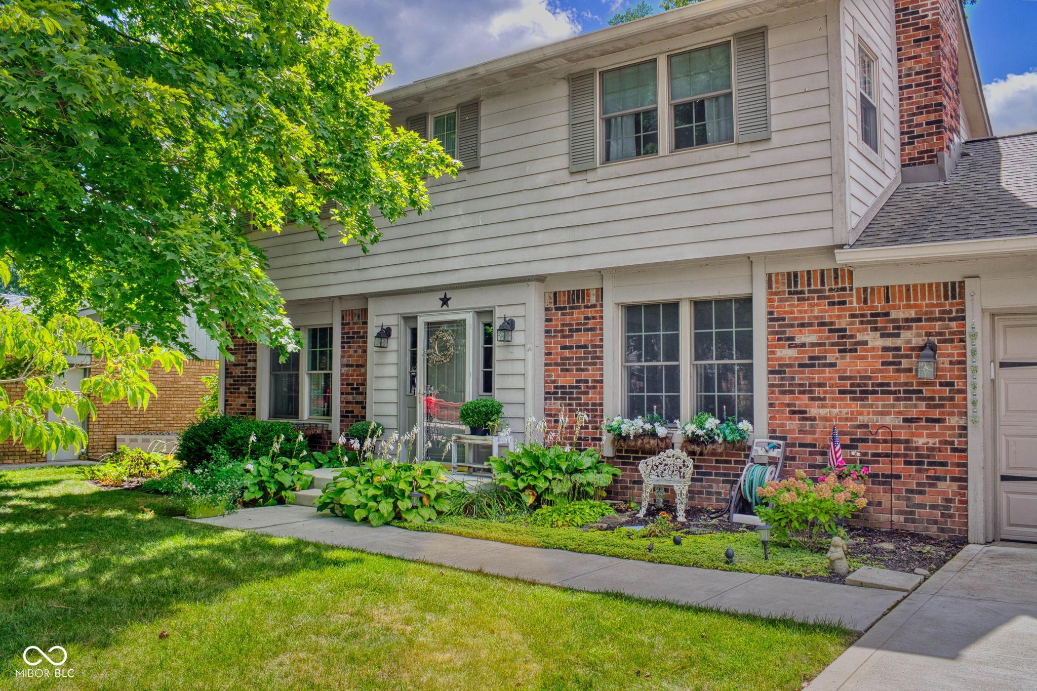 Image 3: Front Of Structure Image 3: Front Of Structure