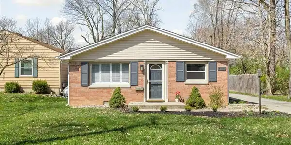 5736 Hillside