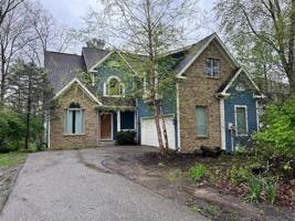 8125 Middle Bay