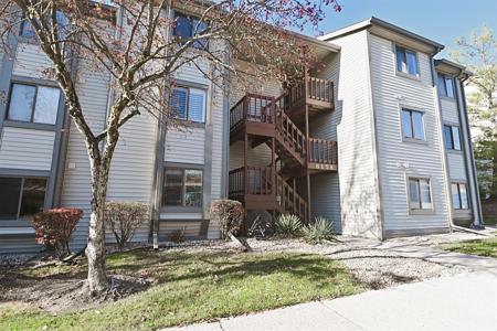 8158 Shorewalk