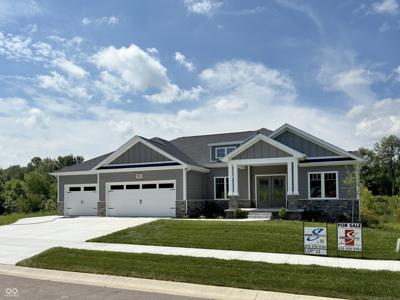 3725 Maple Ridge Trail