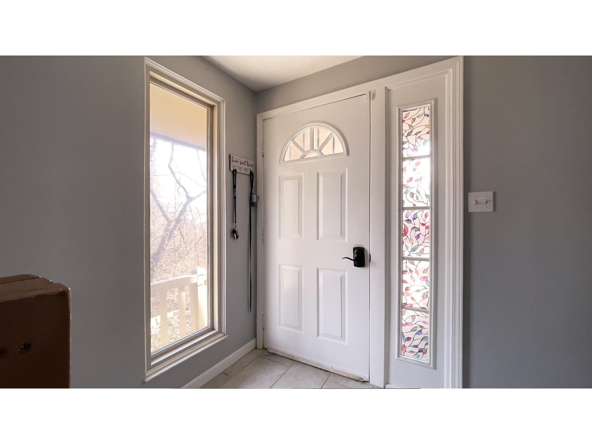 Image 2: Entrance Foyer Image 2: Entrance Foyer