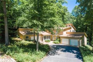 4255 Warwick
