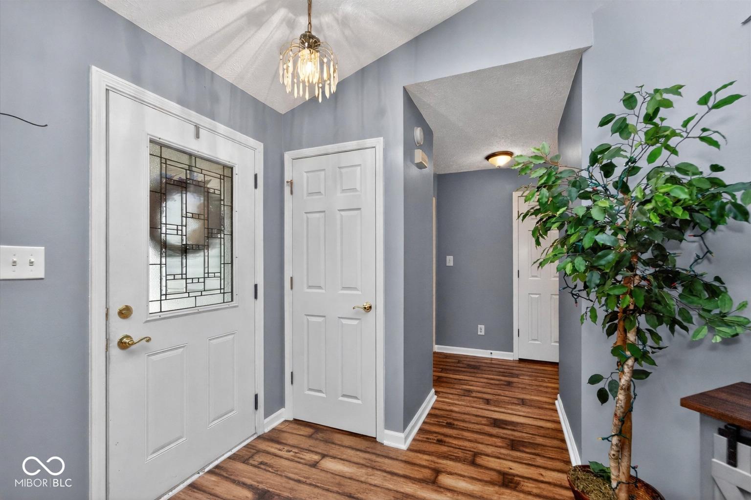 Image 3: Entrance Foyer