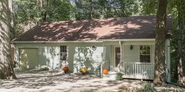 8255 Center Lake