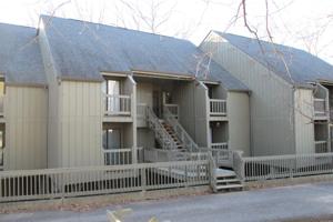 9334 Lake Ridge