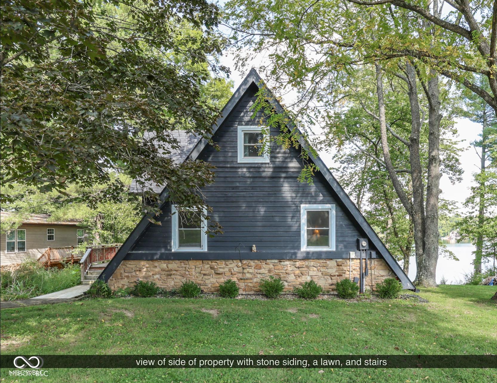 Image 2: Side Of Structure