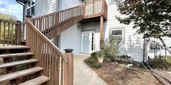 9602 Bay Pointe