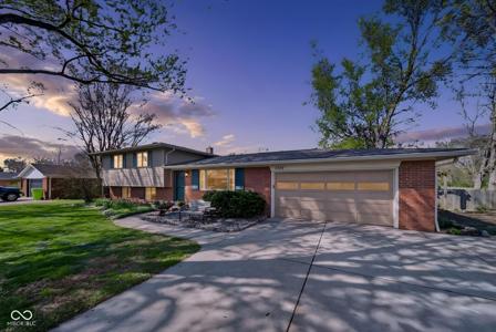 2322 W Del Mar Drive