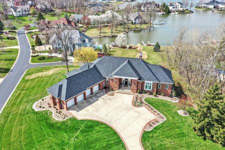 9018 Diamond Pointe