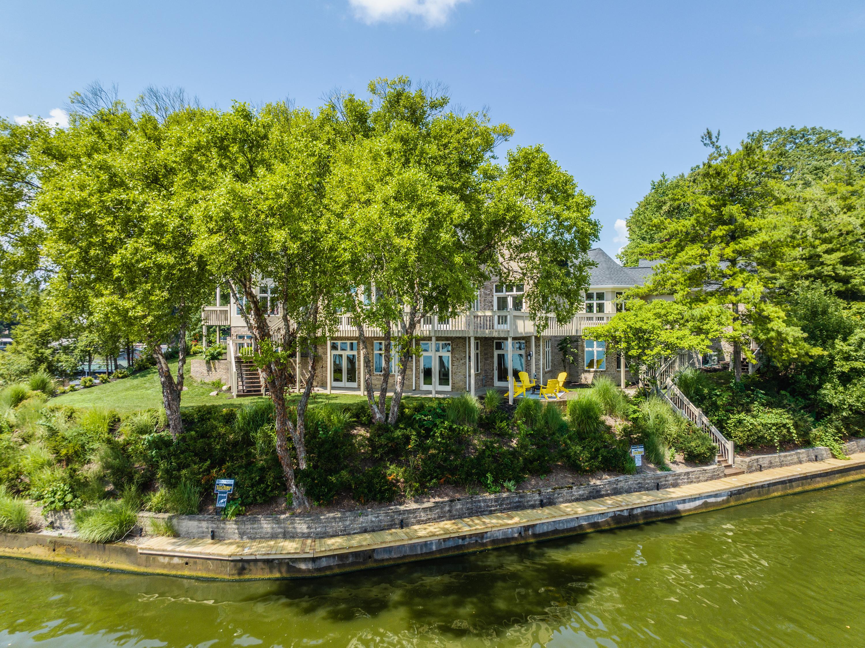 1326 White Water Ct, Cicero, IN lhrmls01700402