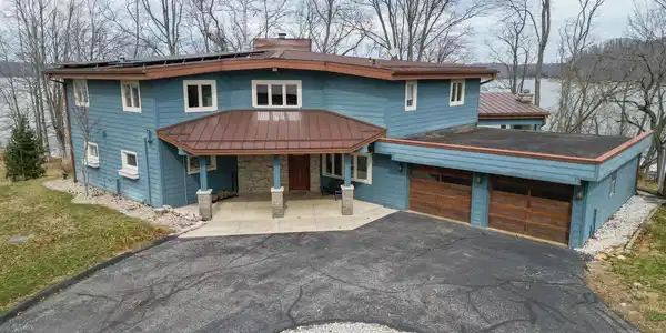 8033 Hardin Ridge Road