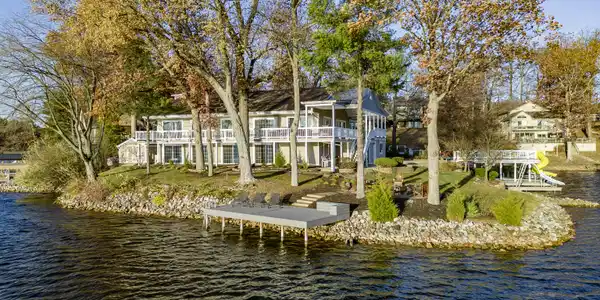 7780 Paw Paw Drive