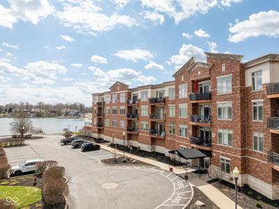 20971 Shoreline Court Unit APT 212