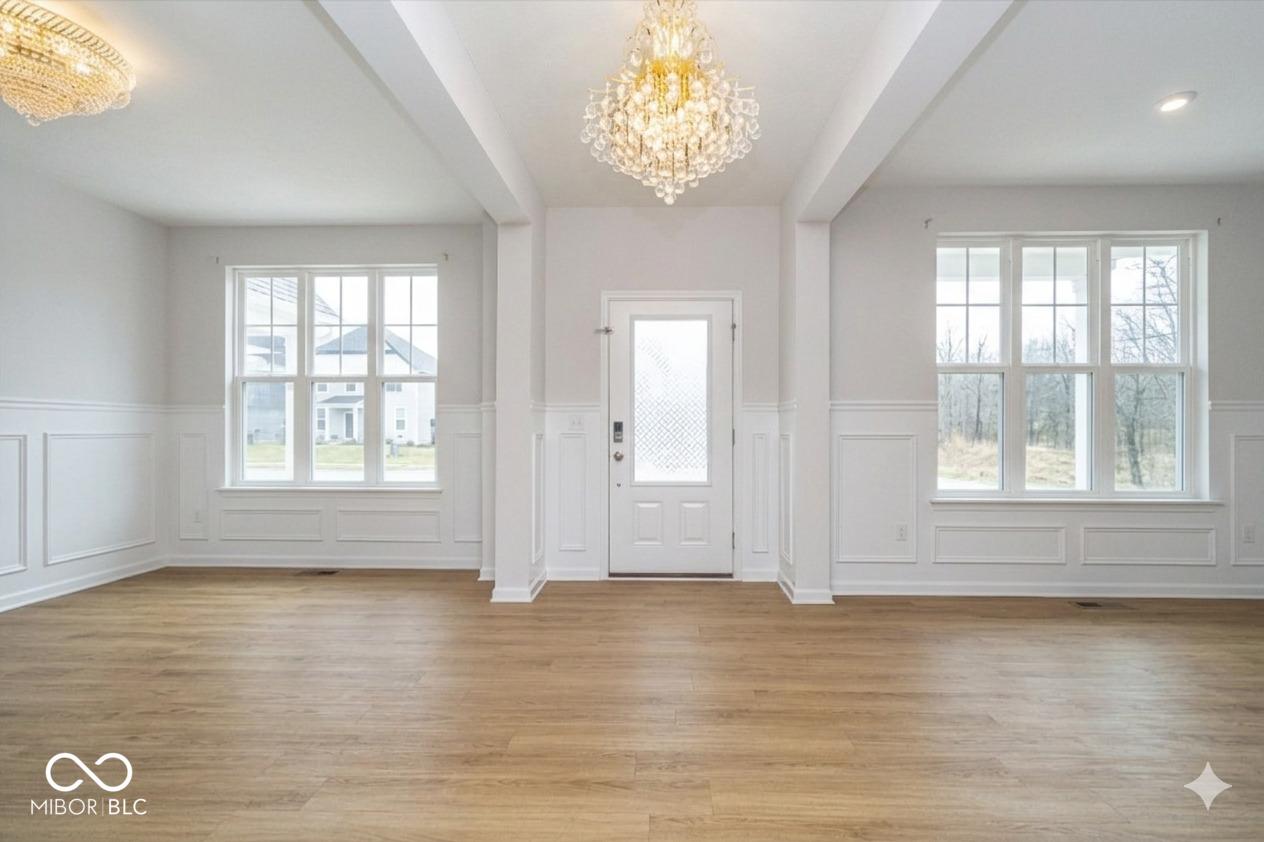 Image 3: Entrance Foyer