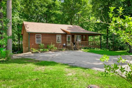 7817 Center Lake Road