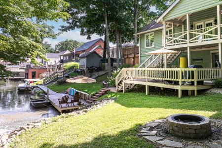 224 Mill Springs