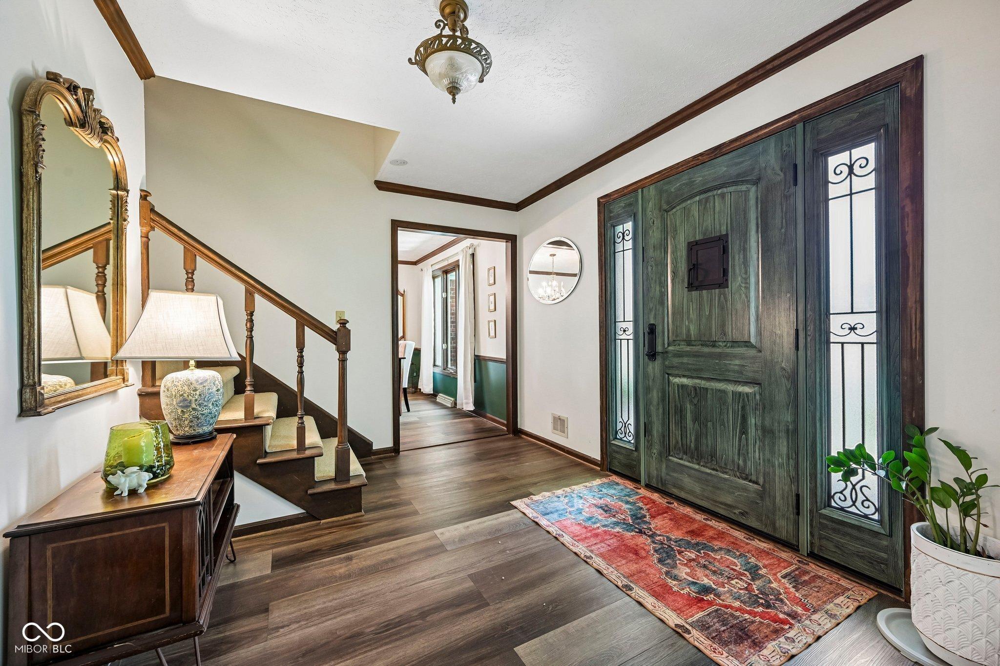 Image 3: Entrance Foyer Image 3: Entrance Foyer