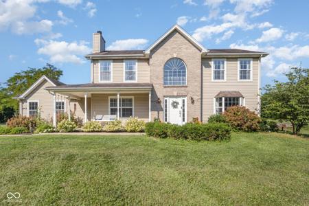 643 W Cheyenne Trail