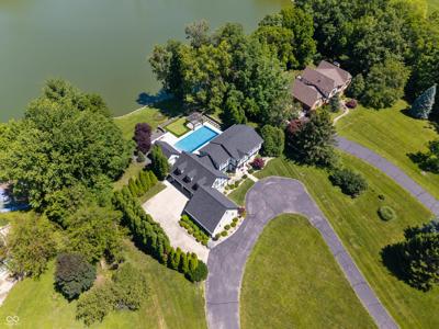 5720 N Sugar Hills Drive