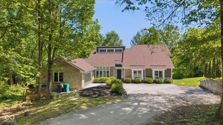 8631 Bay Colony Drive