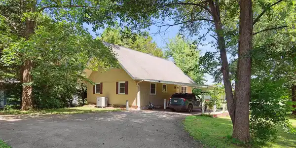 897 Wildwood Road