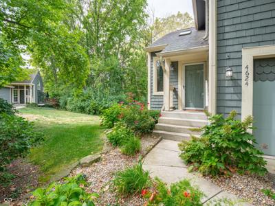 4624 Stansbury Lane