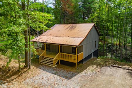 7951 Laurel Drive