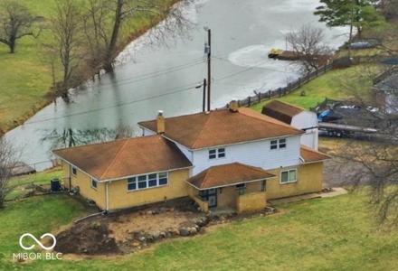 6433 Lakeland Boulevard