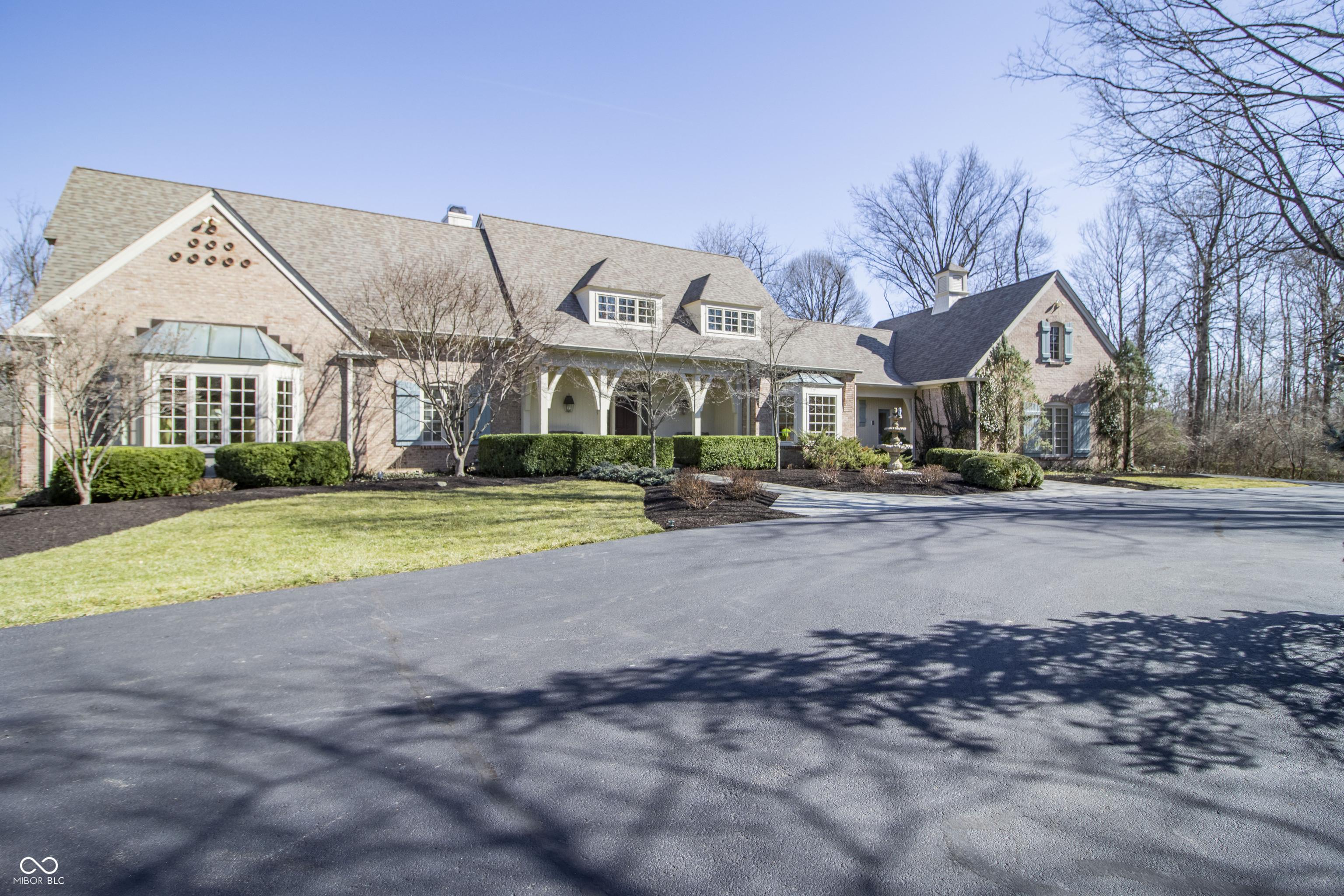 Image 3: Front Of Structure