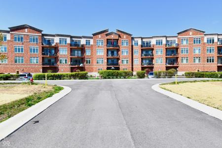 20971 Shoreline Court Unit 302