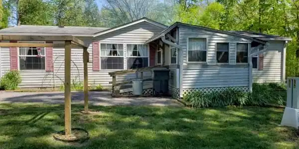 755 Tudor Place