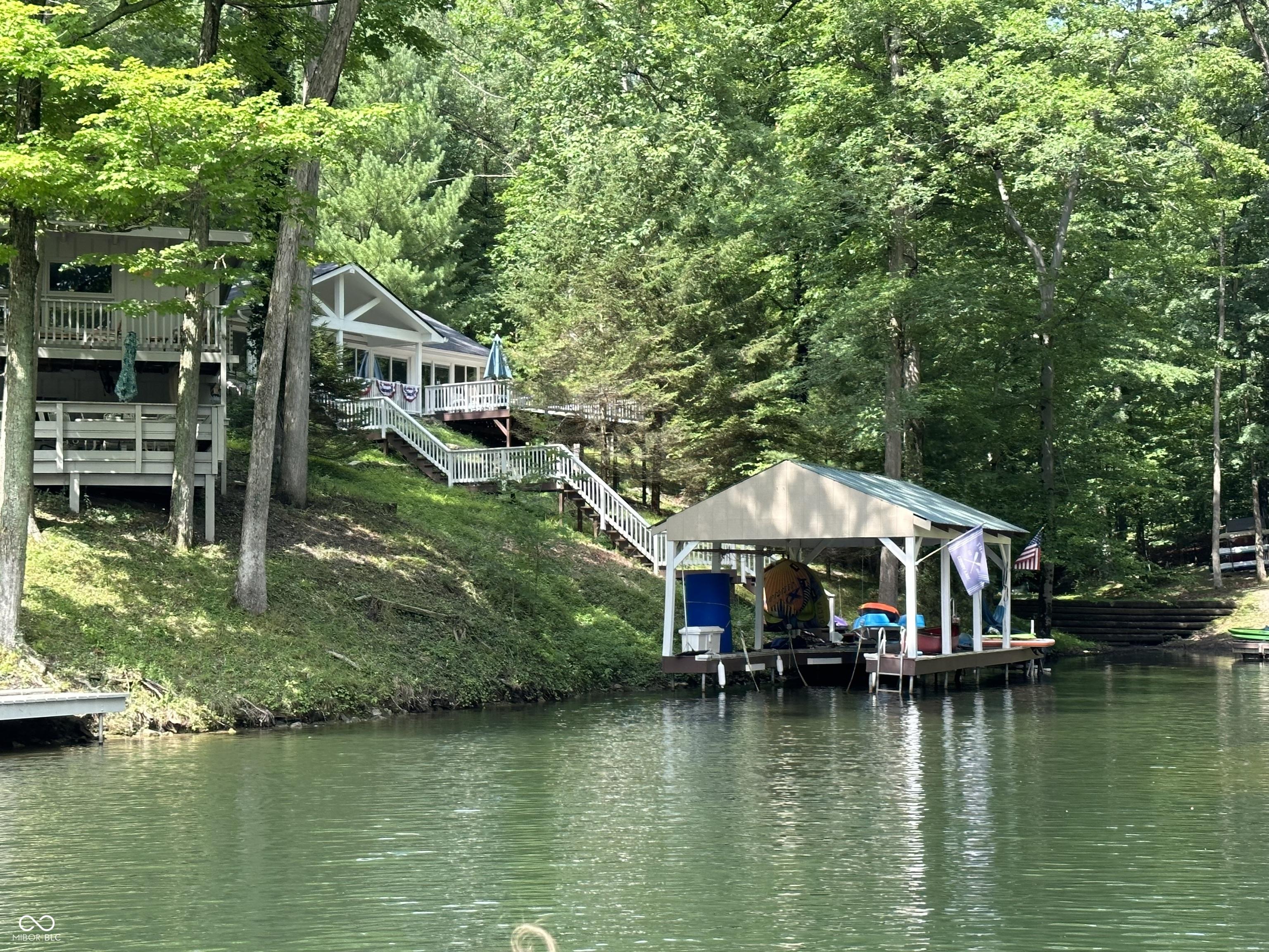Image 3: Dock