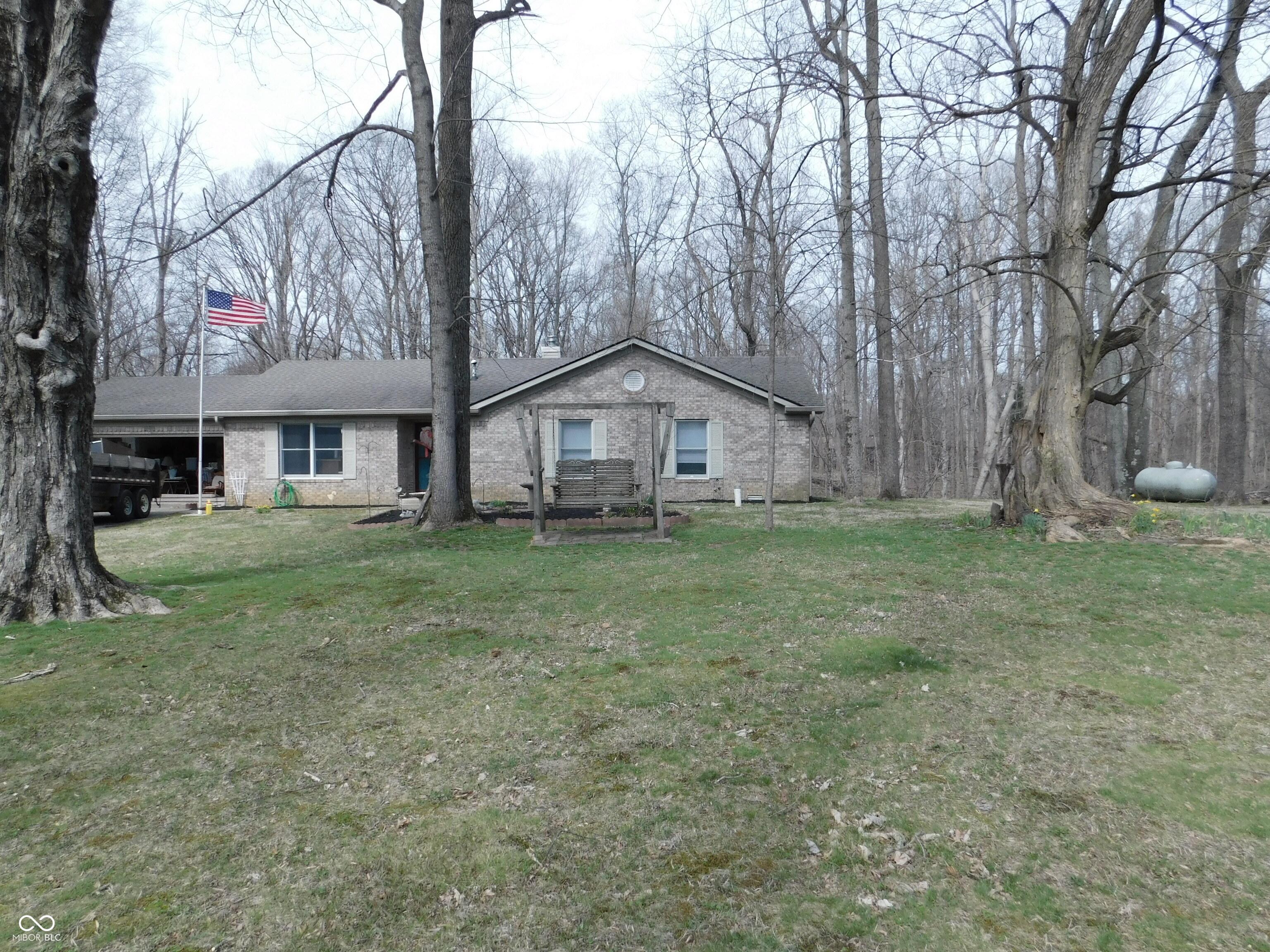 Image 1: Front Of Structure Image 1: Front Of Structure