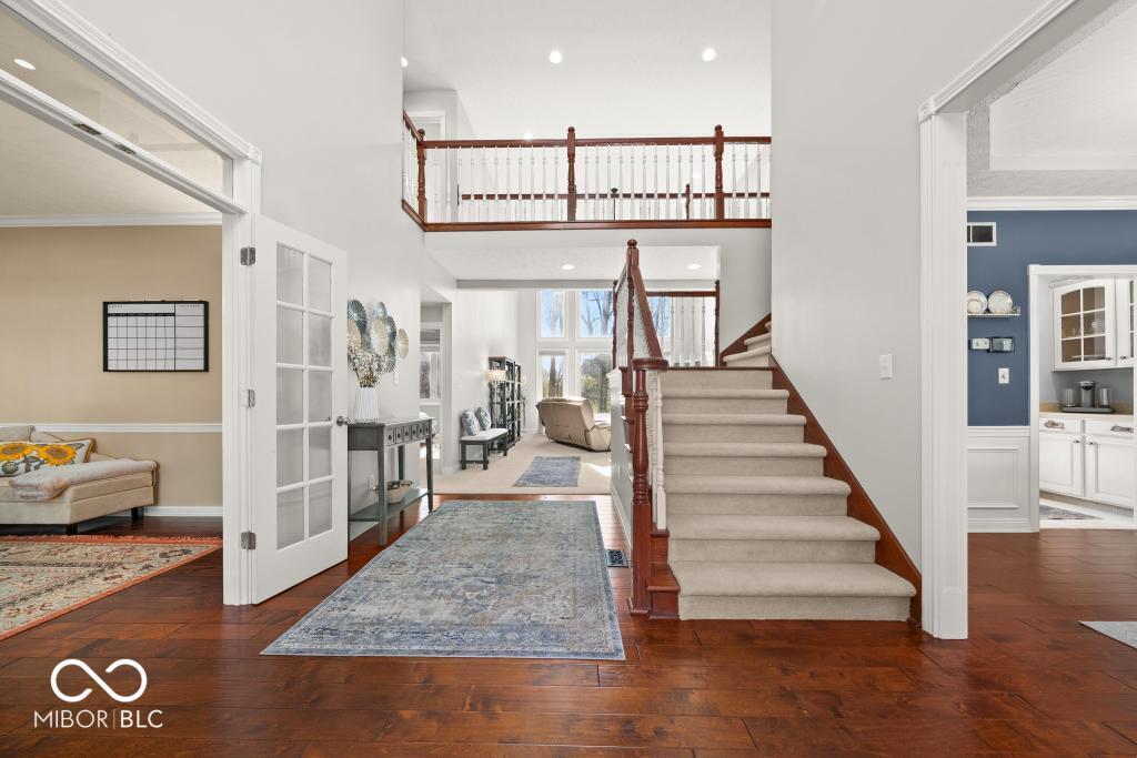 Image 4: Entrance Foyer Image 4: Entrance Foyer