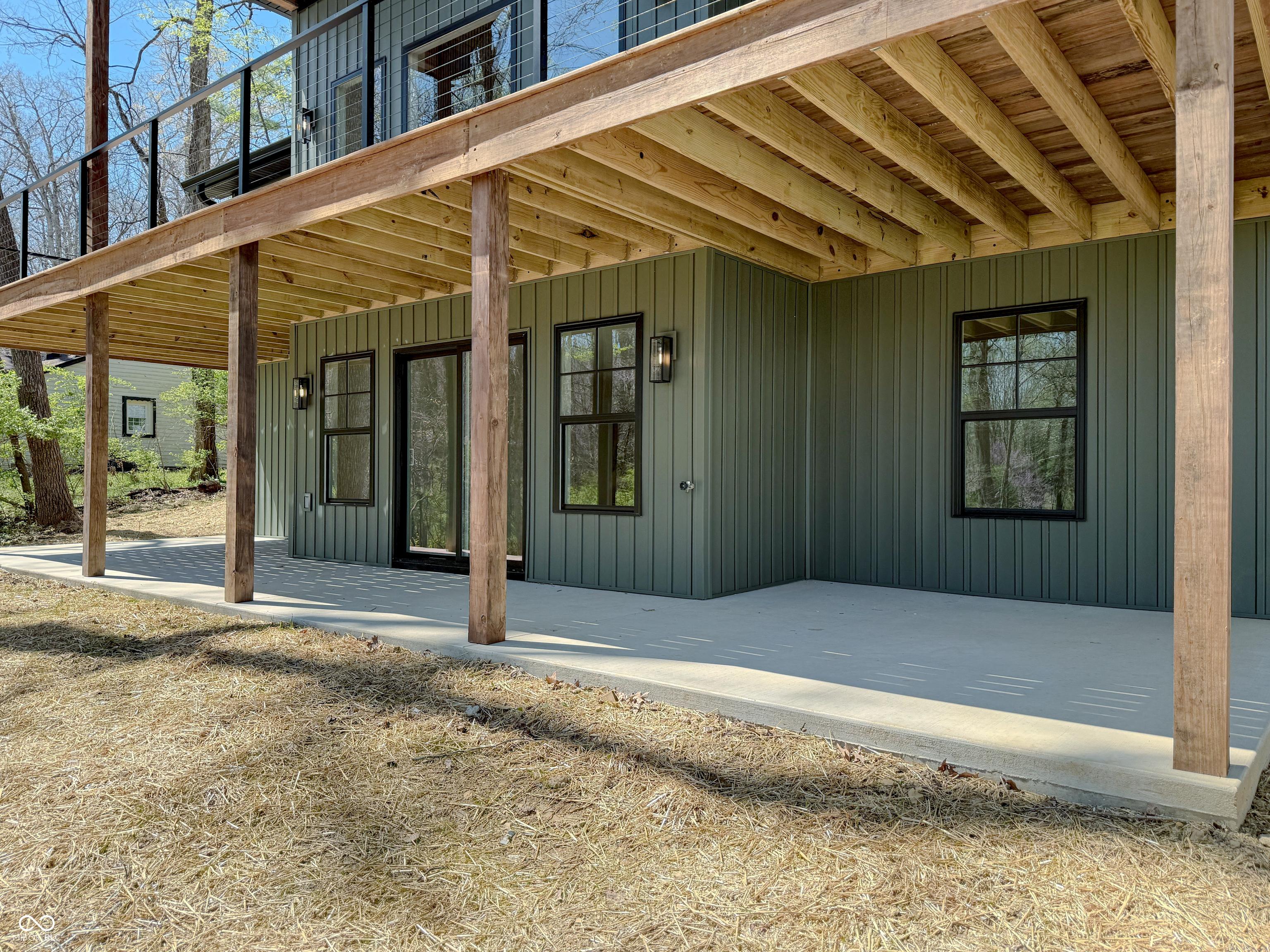 Image 4: Patio