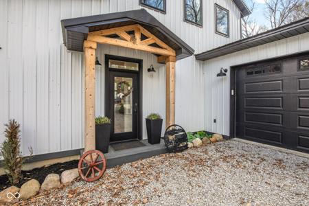 8446 E Parkview Drive