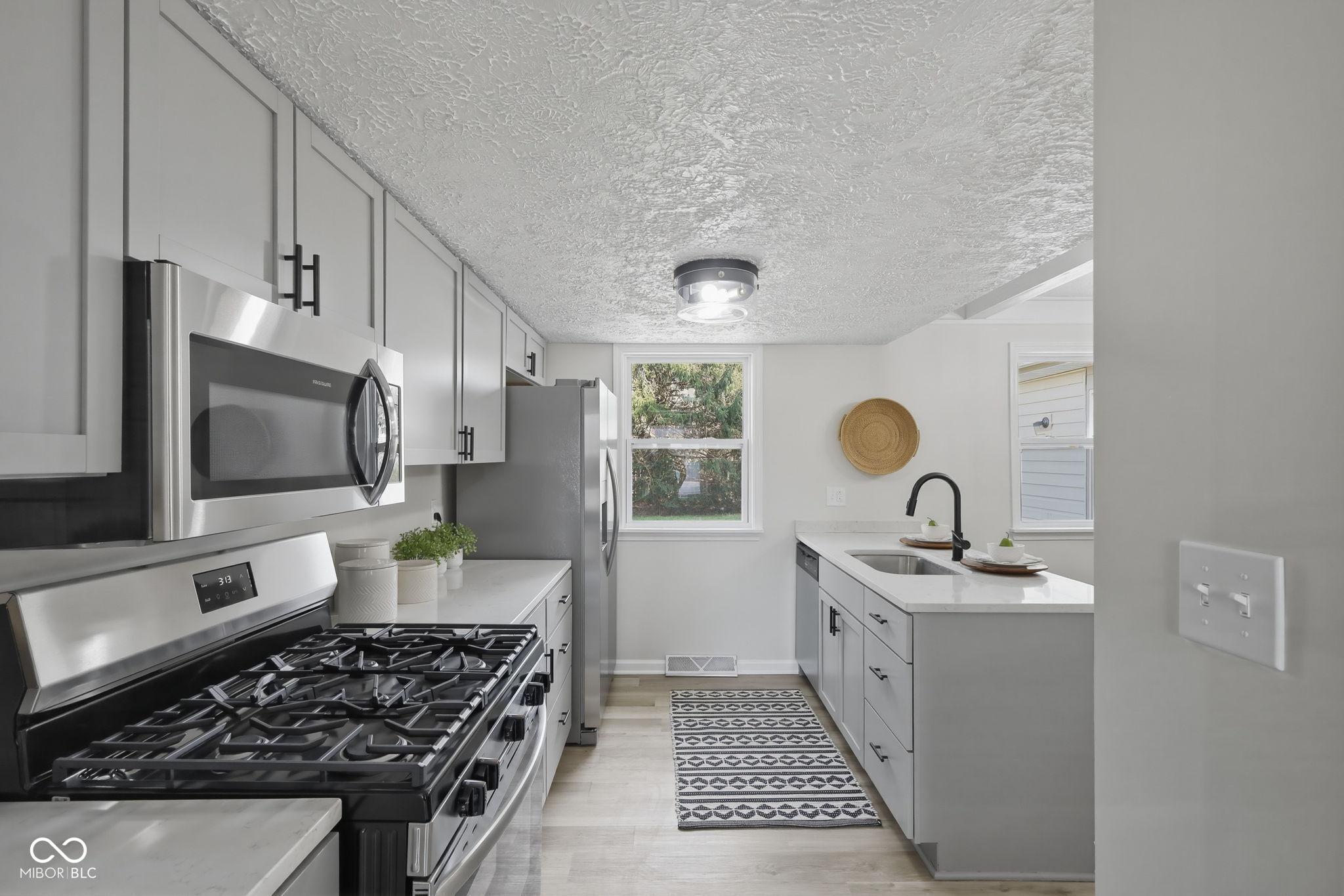 Image 4: Kitchen Image 4: Kitchen