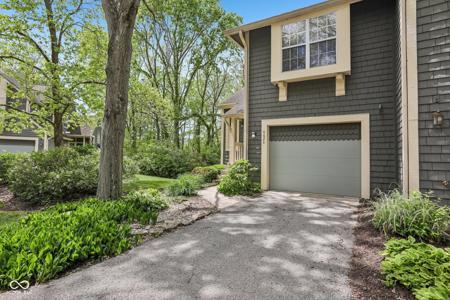4624 Stansbury Lane