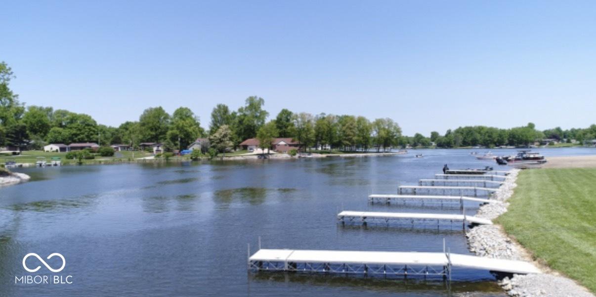 Image 4: View