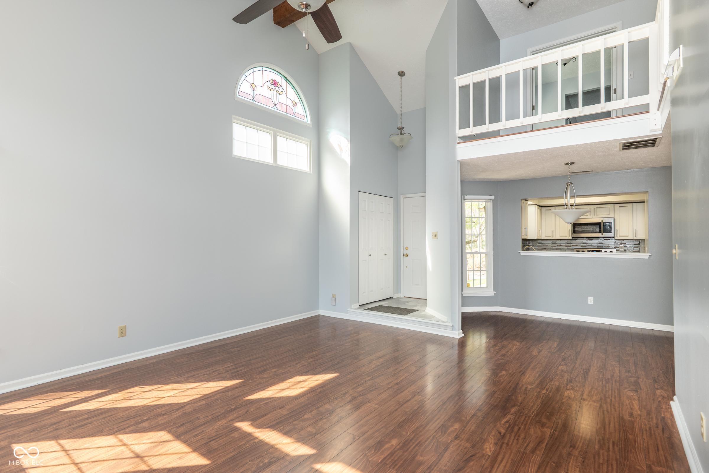 Image 2: Living Room