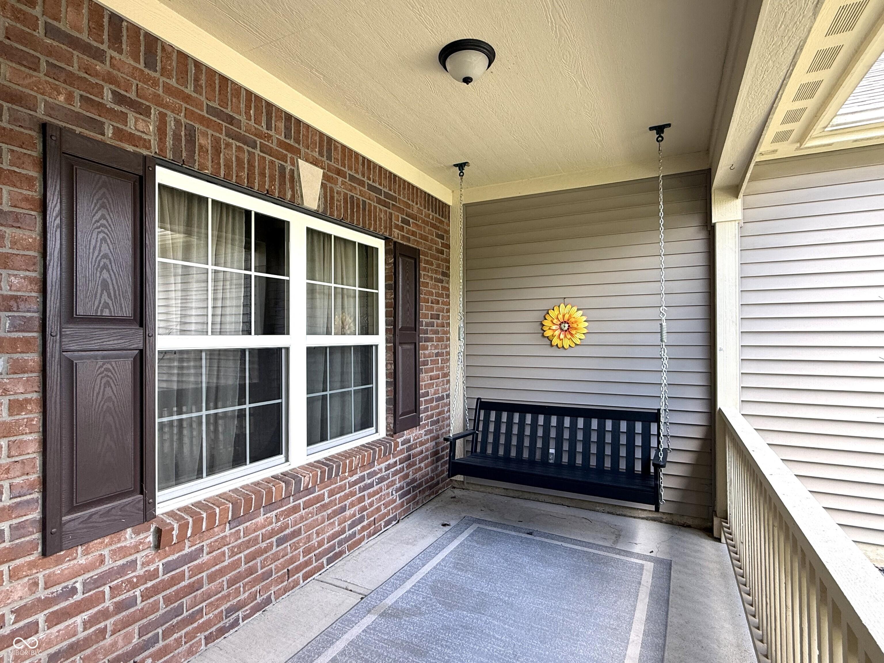 Image 3: Entry Image 3: Entry