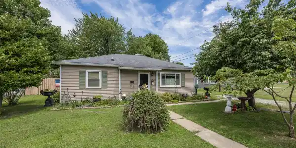 16 Allen Lane