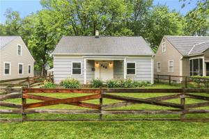 5824 Crittenden