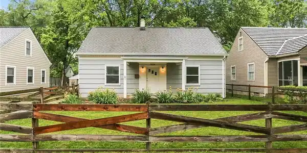 5824 Crittenden