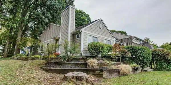 5617 Crittenden